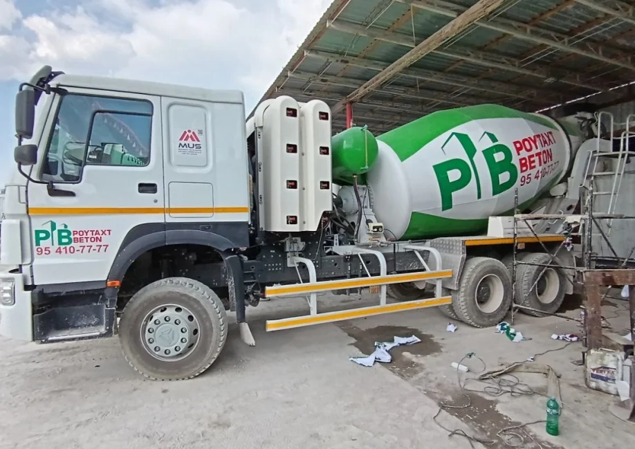 Poytaxt Beton · спецтехника